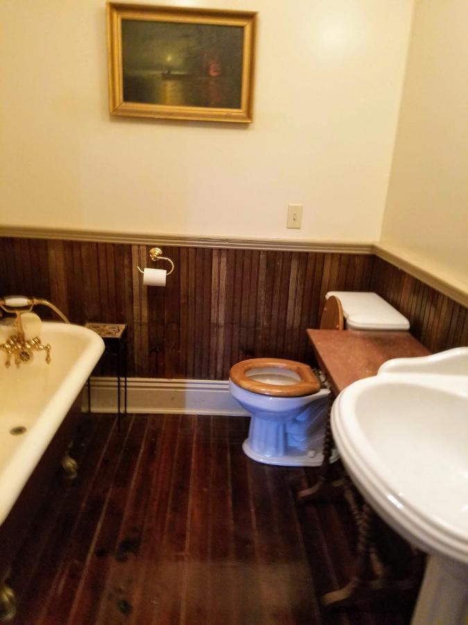 Iron Horse Hotel Blackwater Esterno foto