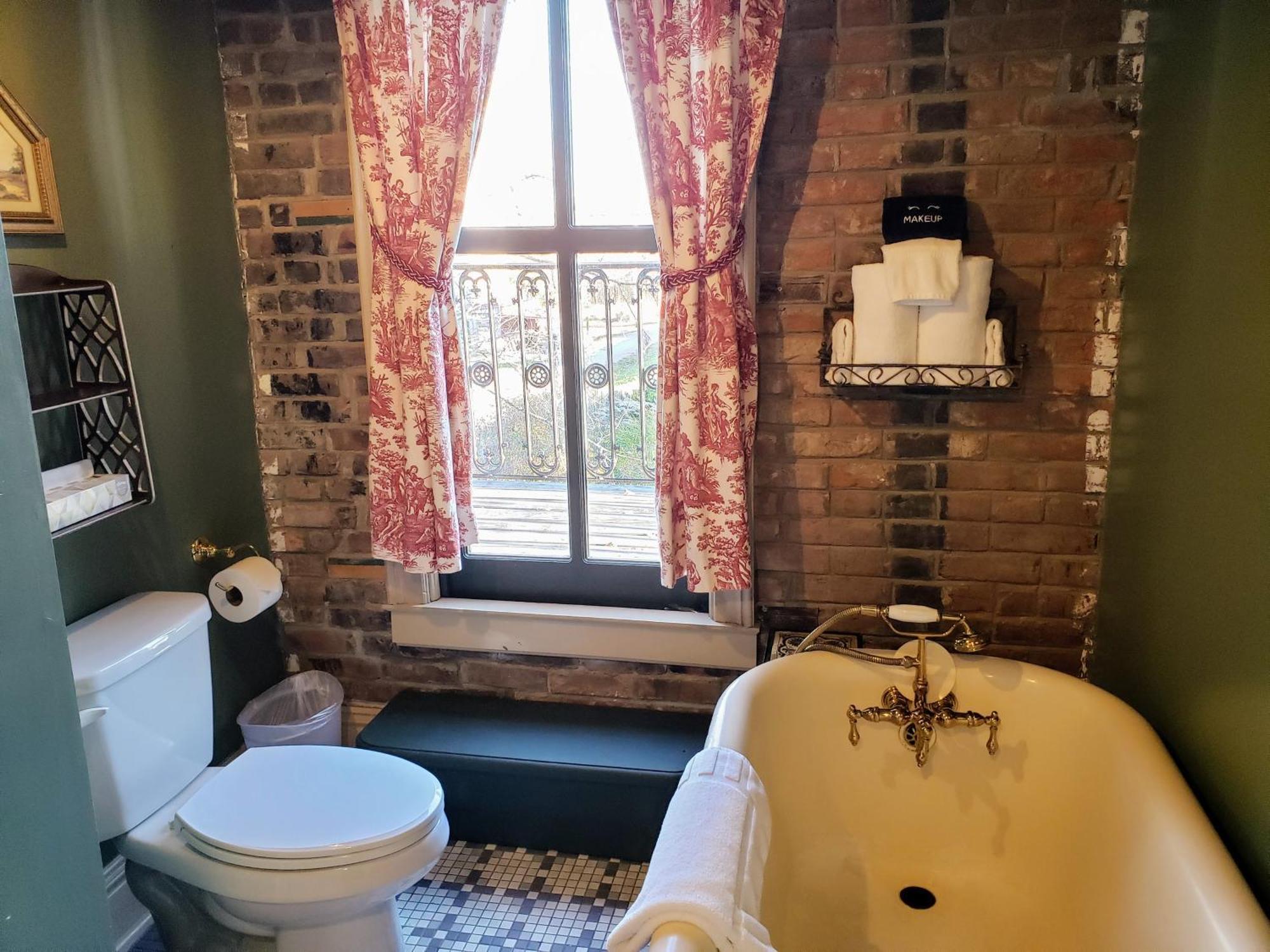 Iron Horse Hotel Blackwater Esterno foto